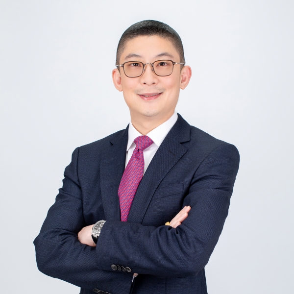 Dr. Tanupol Virunhagarun (Dr. Amp)